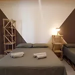 Casa Base * Bari