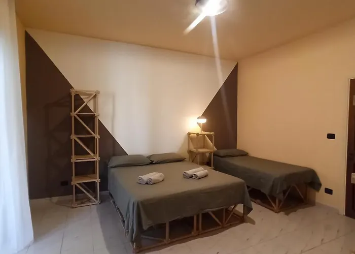 Casa Base ゲストハウス *