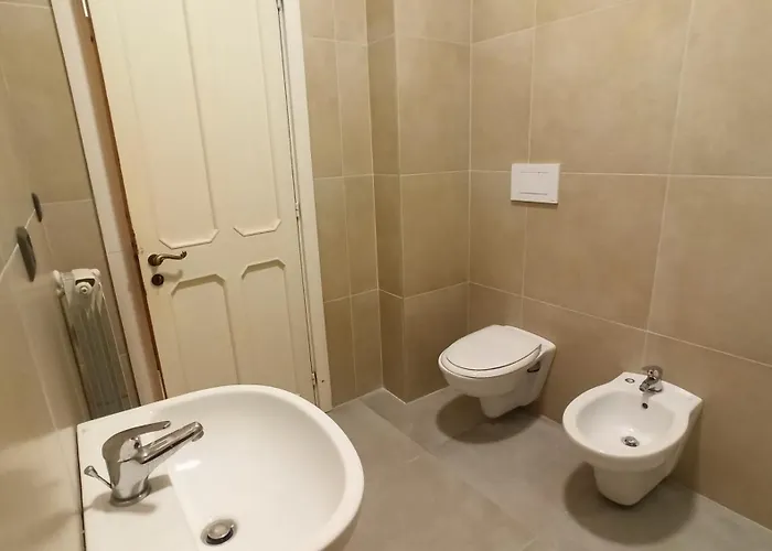 Casa Base Guest house Bari